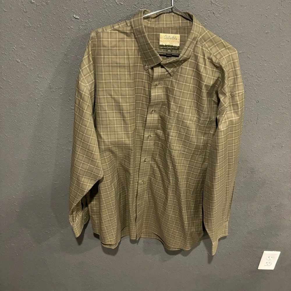 Men’s Cabelas Button Down Shirt